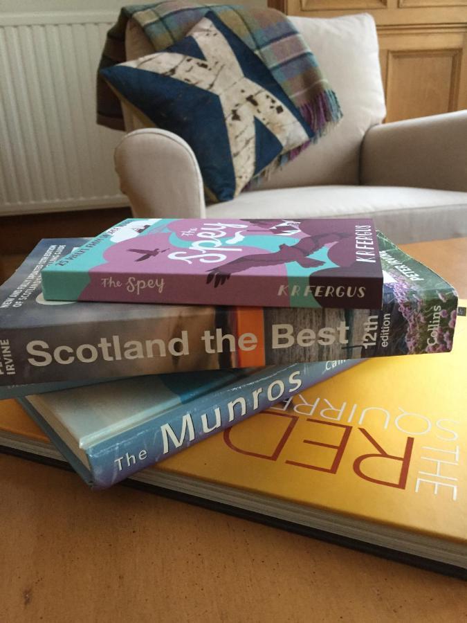 Coig Na Shee Guest House Newtonmore Eksteriør billede