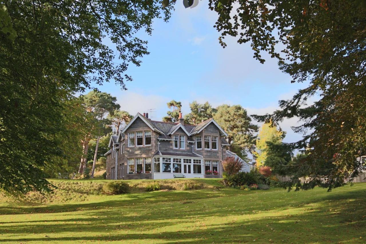 Coig Na Shee Guest House Newtonmore Eksteriør billede